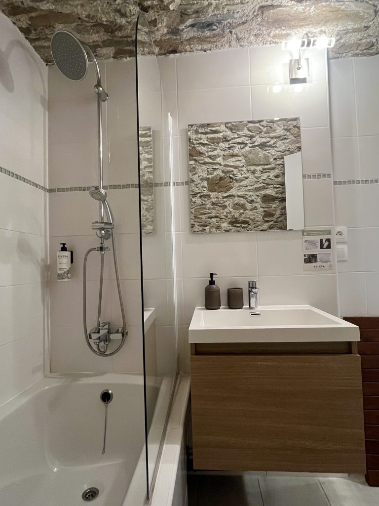 chambre voûtée rêve de braises magnanerie camias