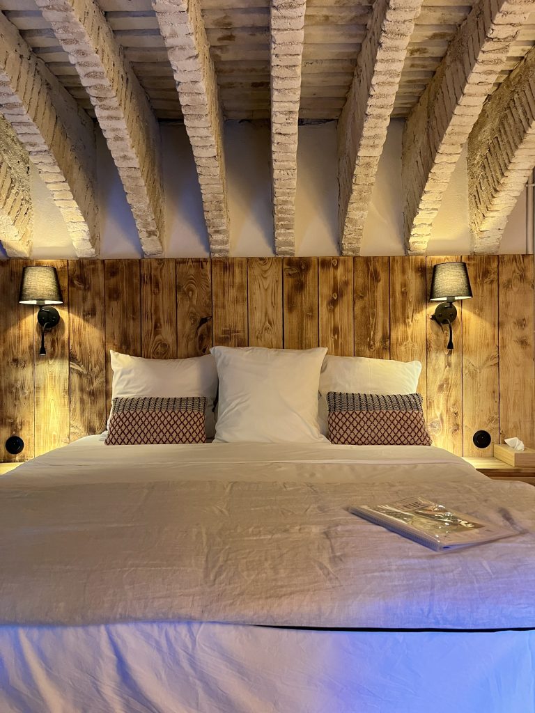 chambre voûtée rêve de braises magnanerie camias