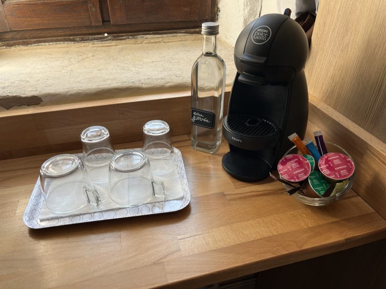 chambre baignoire sommeil envoûtant maison hôtes gard